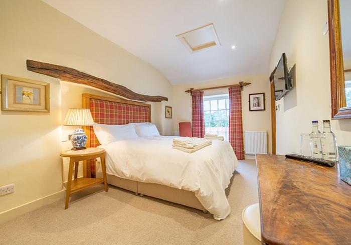 The Fleece Inn Shireshead Экстерьер фото