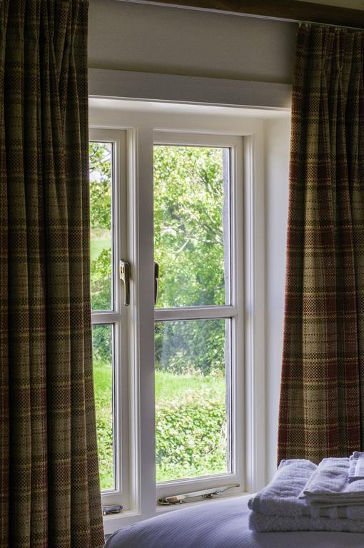 The Fleece Inn Shireshead Экстерьер фото