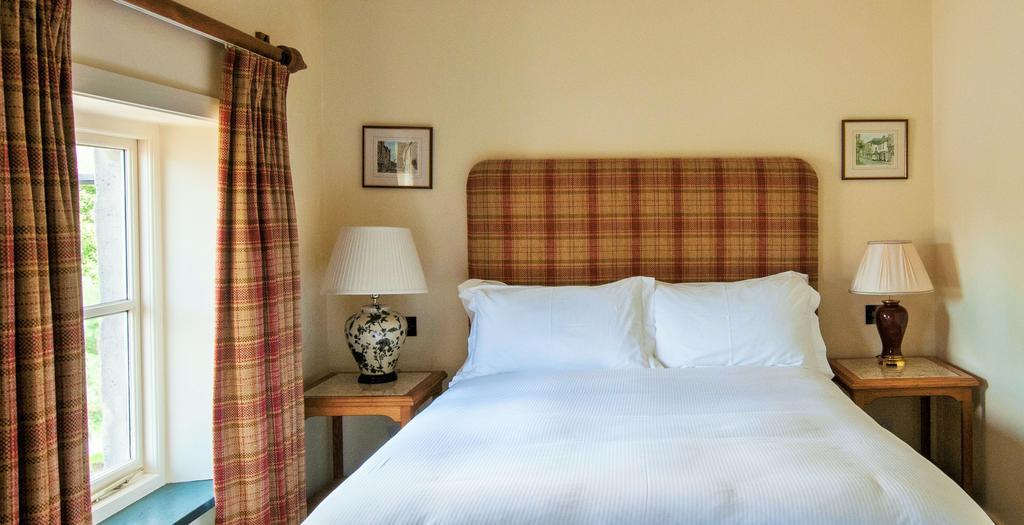 The Fleece Inn Shireshead Экстерьер фото