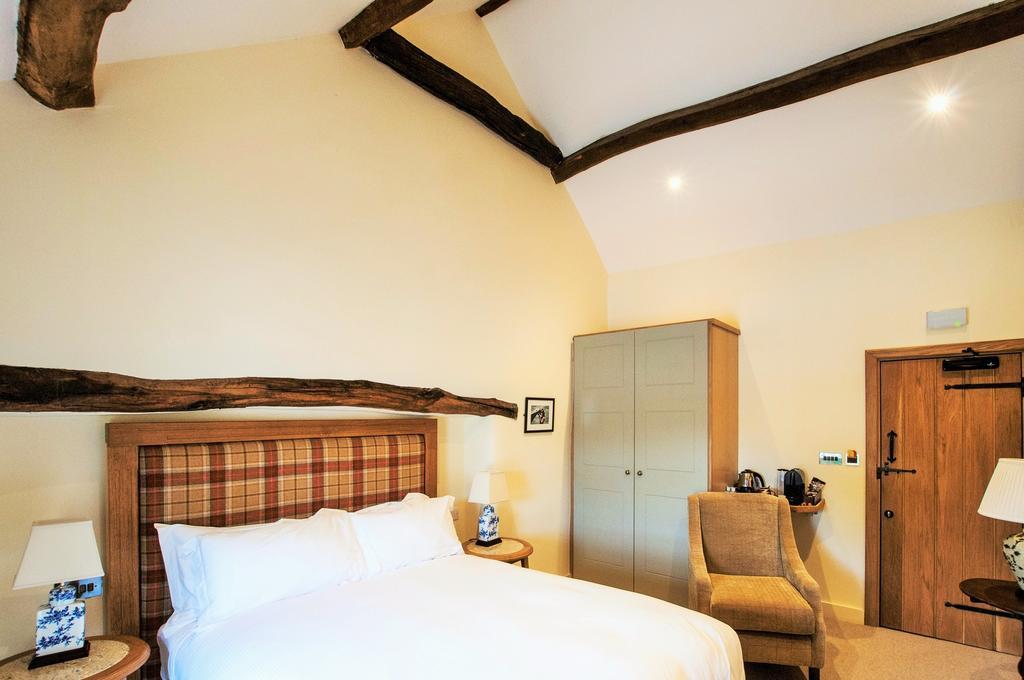 The Fleece Inn Shireshead Экстерьер фото